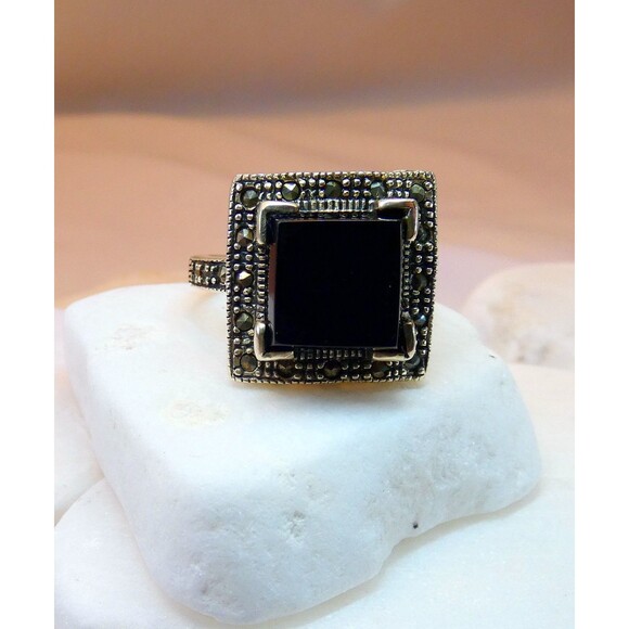Vintage Marcasite Black Onyx Sterling Silver Ring Sz 6.75 - Picture 9 of 9